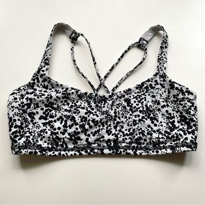 lululemon Free To Be Bra in Chirakasu Alpine White Size 6